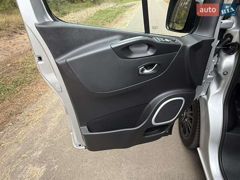 Минивэн Renault Trafic 2020 в Киеве