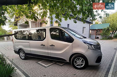 Минивэн Renault Trafic 2015 в Владимире