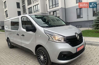 Минивэн Renault Trafic 2019 в 