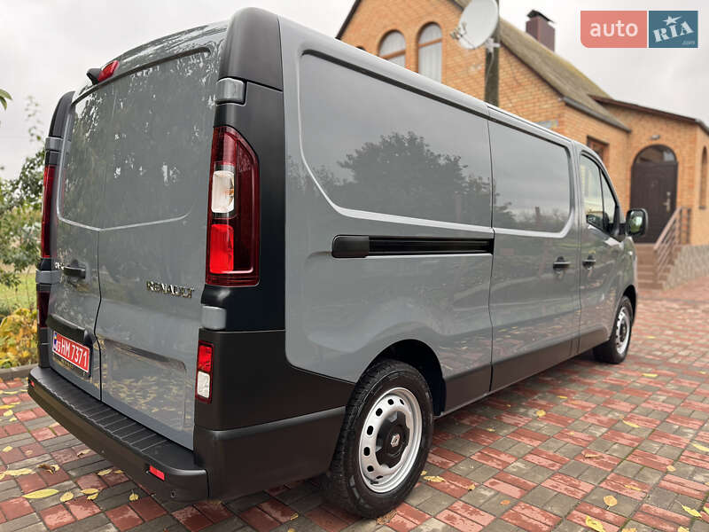 Грузовой фургон Renault Trafic 2020 в Казатине