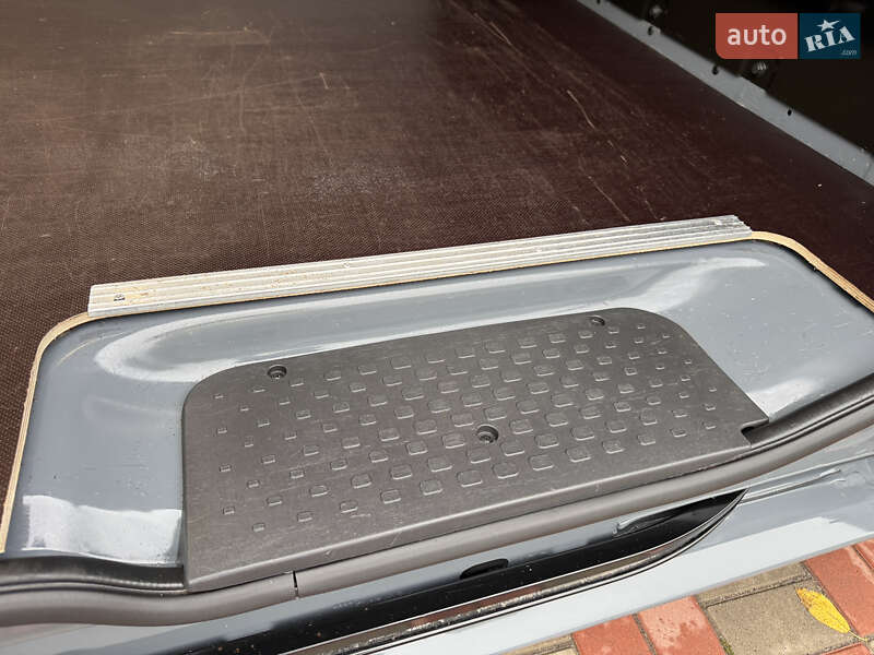 Грузовой фургон Renault Trafic 2020 в Казатине