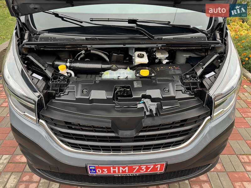 Грузовой фургон Renault Trafic 2020 в Казатине