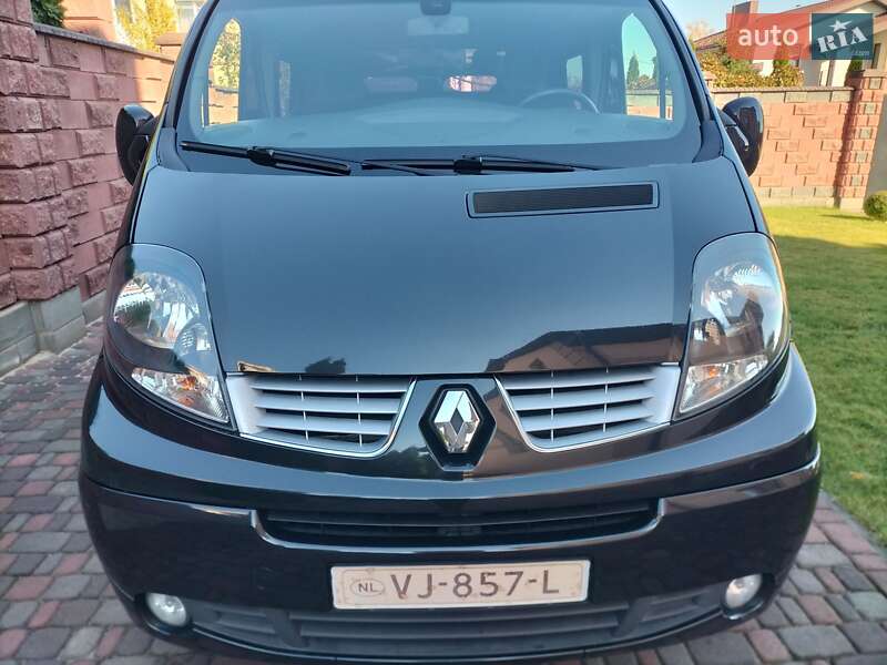Минивэн Renault Trafic 2014 в Ровно фото 8 Минивэн Renault Trafic 2014 в Ровно