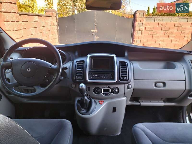 Минивэн Renault Trafic 2014 в Ровно фото 15 Минивэн Renault Trafic 2014 в Ровно