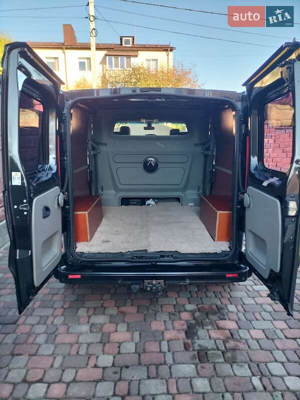 Минивэн Renault Trafic 2014 в Ровно фото 18 Минивэн Renault Trafic 2014 в Ровно