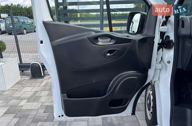 Грузопассажирский фургон Renault Trafic 2020 в 