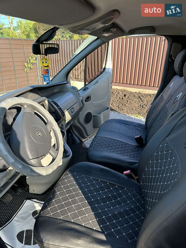 Минивэн Renault Trafic 2011 в Калиновке фото 53 Минивэн Renault Trafic 2011 в Калиновке
