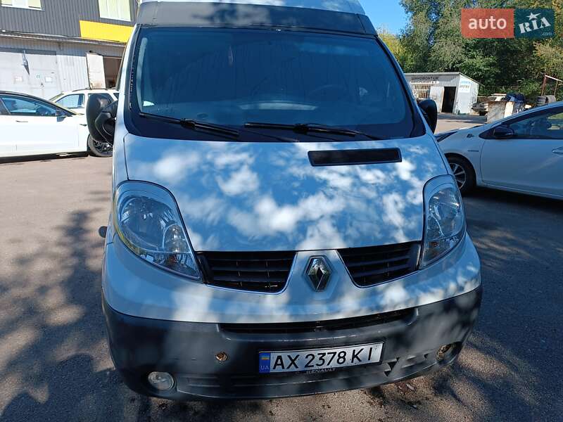 Грузопассажирский фургон Renault Trafic 2013 в Харькове фото 7 Грузопассажирский фургон Renault Trafic 2013 в Харькове