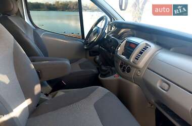 Минивэн Renault Trafic 2009 в 