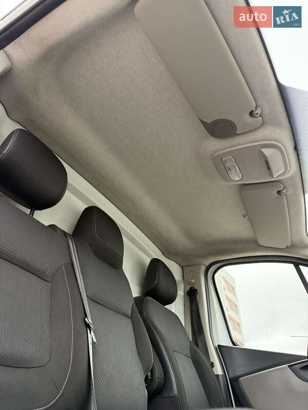 Грузопассажирский фургон Renault Trafic 2018 в Виннице фото 28 Грузопассажирский фургон Renault Trafic 2018 в Виннице