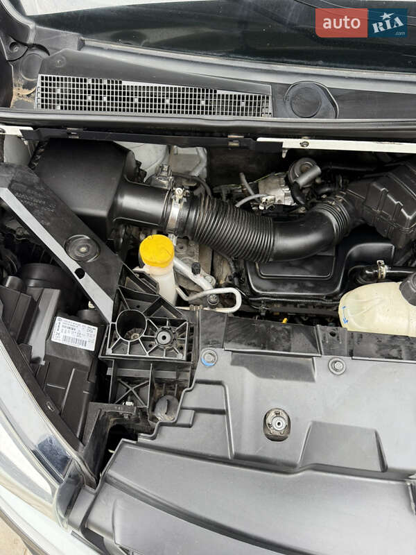 Грузопассажирский фургон Renault Trafic 2018 в Виннице фото 34 Грузопассажирский фургон Renault Trafic 2018 в Виннице