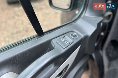Грузовой фургон Renault Trafic 2019 в  фото 11 Грузовой фургон Renault Trafic 2019 в