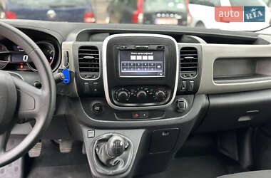 Грузовой фургон Renault Trafic 2019 в  фото 17 Грузовой фургон Renault Trafic 2019 в