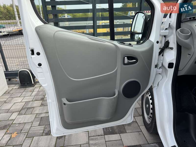 Минивэн Renault Trafic 2014 в Ровно