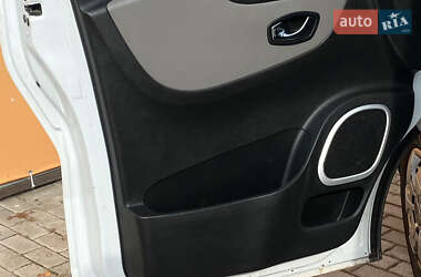 Грузовой фургон Renault Trafic 2018 в  фото 19 Грузовой фургон Renault Trafic 2018 в