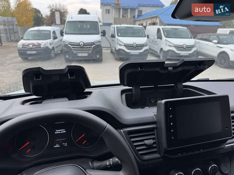 Мінівен Renault Trafic 2022 в Дубні