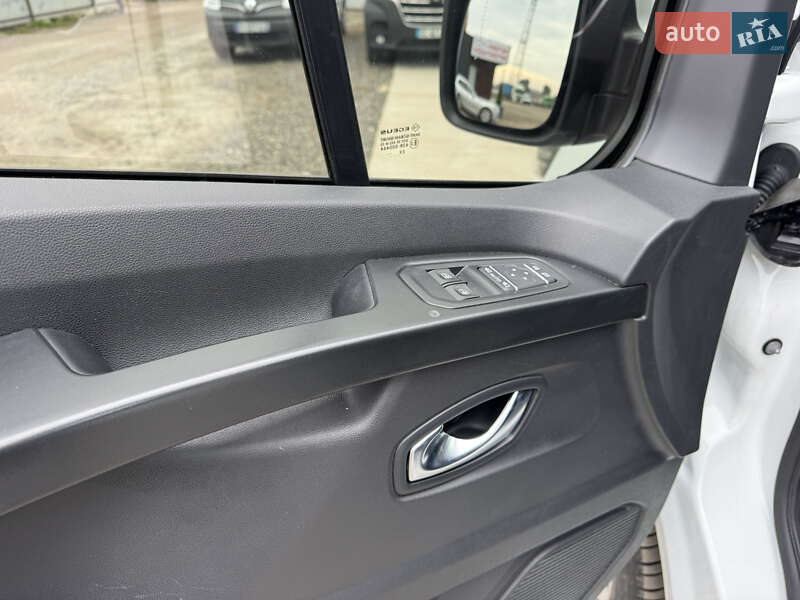 Мінівен Renault Trafic 2022 в Дубні