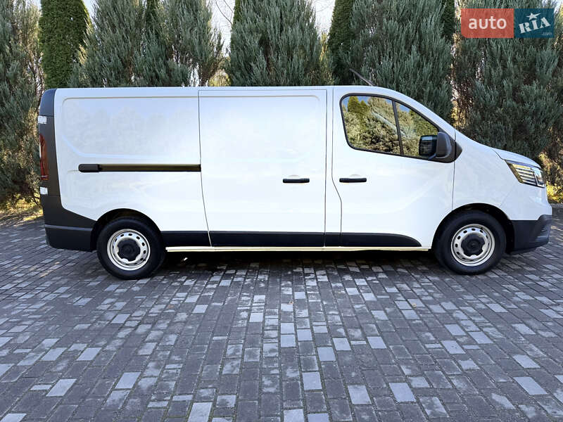 Вантажний фургон Renault Trafic 2023 в Самборі