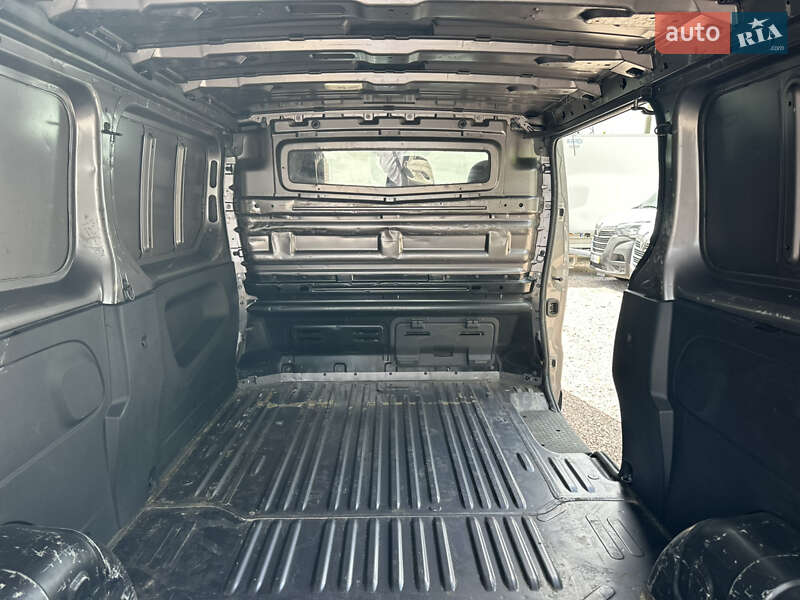 Грузовой фургон Renault Trafic 2017 в Ровно фото 26 Грузовой фургон Renault Trafic 2017 в Ровно