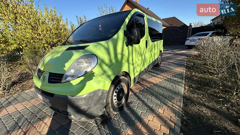 Минивэн Renault Trafic 2009 в Бершади