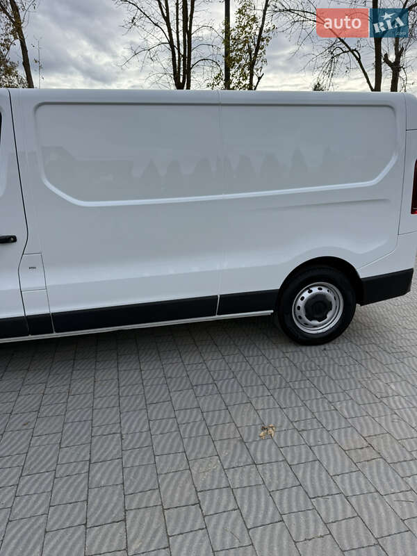 Грузовой фургон Renault Trafic 2023 в Львове