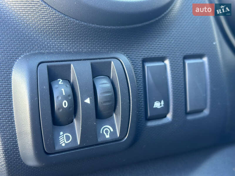 Грузовой фургон Renault Trafic 2022 в Виннице фото 19 Грузовой фургон Renault Trafic 2022 в Виннице