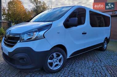 Минивэн Renault Trafic 2021 в 