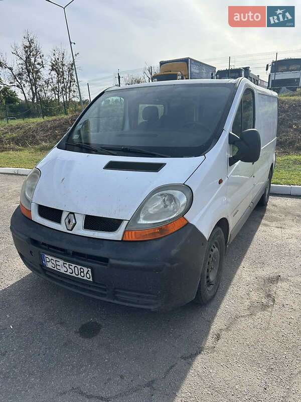 Минивэн Renault Trafic 2005 в Харькове фото Минивэн Renault Trafic 2005 в Харькове