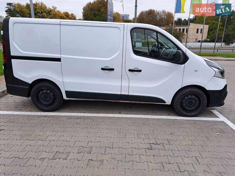 Грузовой фургон Renault Trafic 2017 в Киеве фото 9 Грузовой фургон Renault Trafic 2017 в Киеве