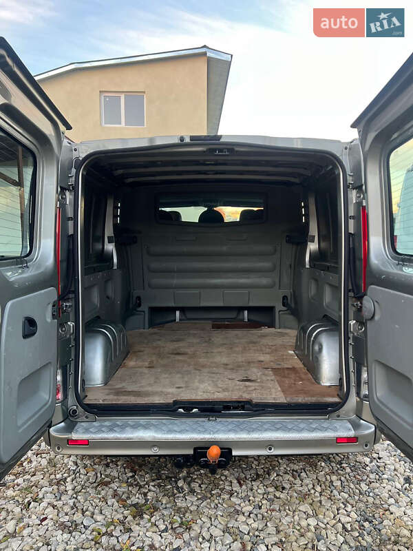 Минивэн Renault Trafic 2012 в Львове