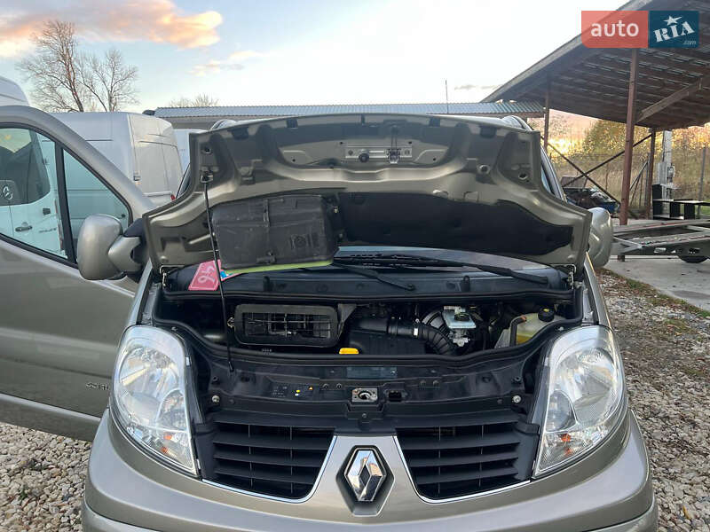 Минивэн Renault Trafic 2012 в Львове