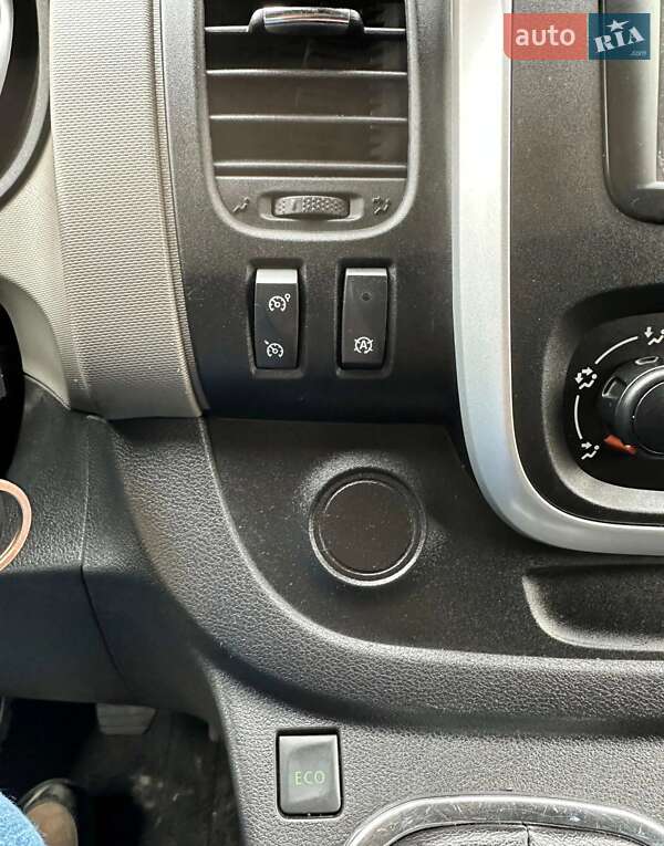 Грузовой фургон Renault Trafic 2014 в Кропивницком