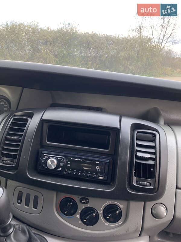 Минивэн Renault Trafic 2002 в Яворове фото 10 Минивэн Renault Trafic 2002 в Яворове