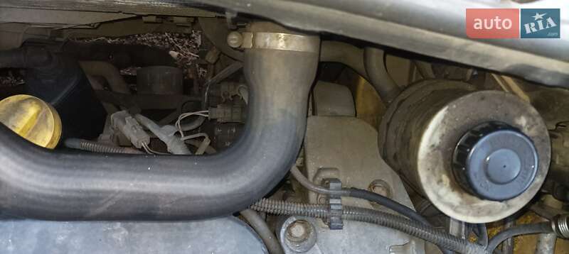 Мінівен Renault Trafic 2004 в Бродах