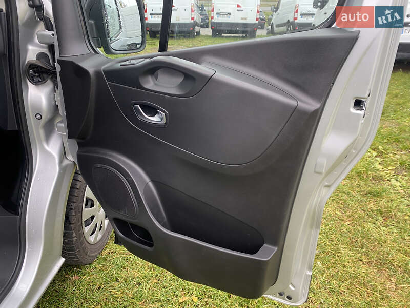 Вантажний фургон Renault Trafic 2021 в Дубні