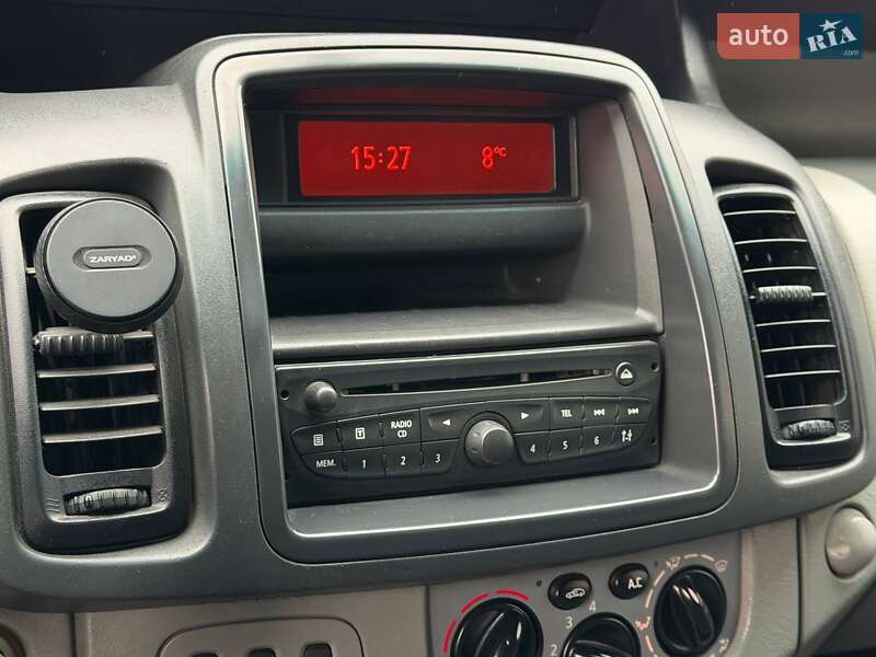 Грузовой фургон Renault Trafic 2012 в Харькове фото 24 Грузовой фургон Renault Trafic 2012 в Харькове