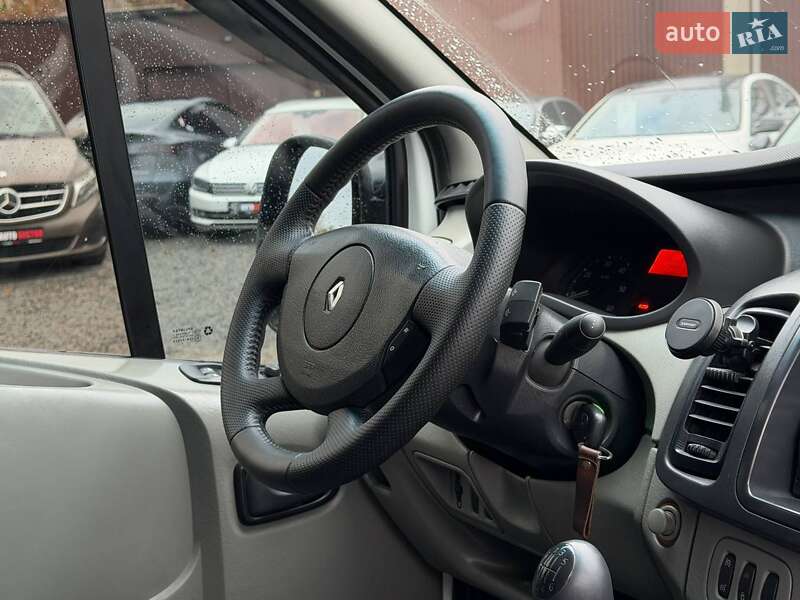 Грузовой фургон Renault Trafic 2012 в Харькове фото 22 Грузовой фургон Renault Trafic 2012 в Харькове