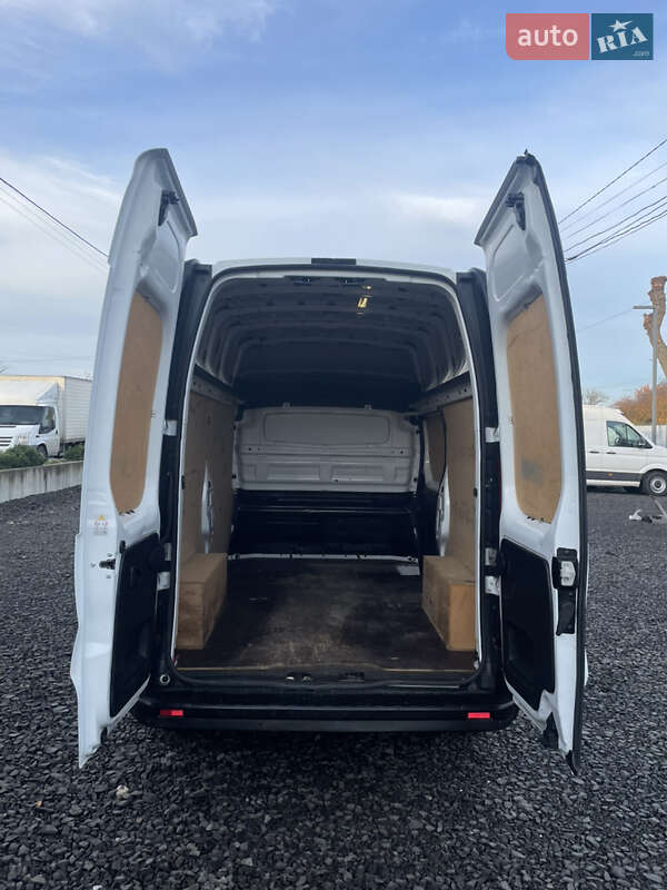 Вантажний фургон Renault Trafic 2020 в Луцьку