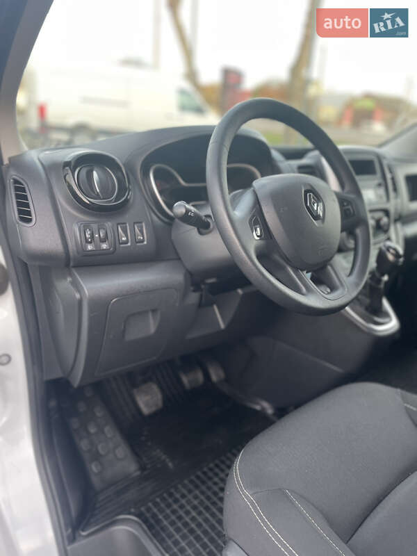 Вантажний фургон Renault Trafic 2020 в Луцьку