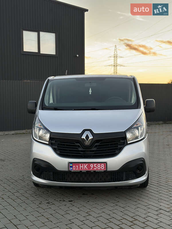 Минивэн Renault Trafic 2017 в Ужгороде фото 6 Минивэн Renault Trafic 2017 в Ужгороде