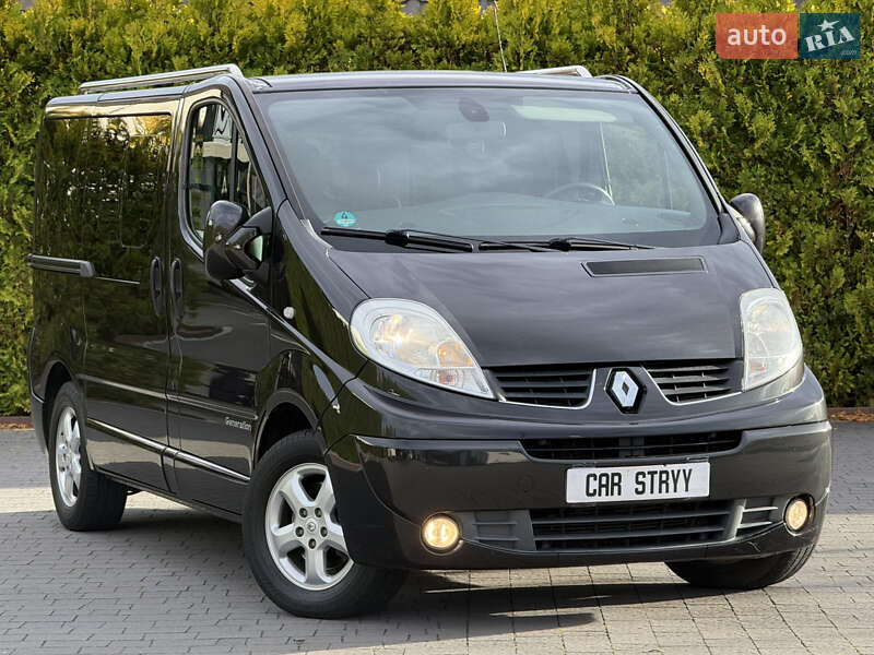 Мінівен Renault Trafic 2014 в Стрию