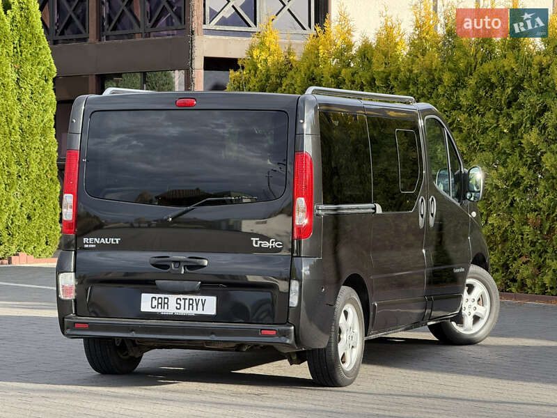 Мінівен Renault Trafic 2014 в Стрию