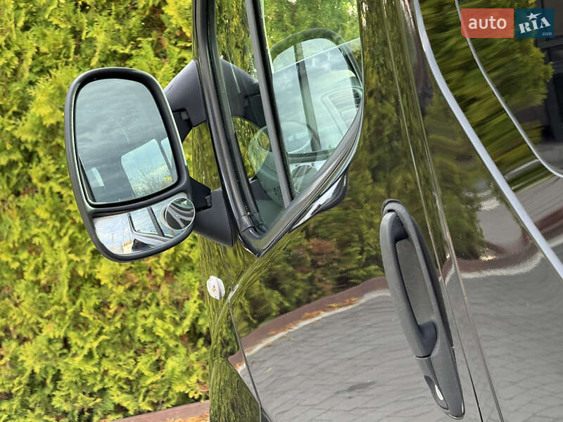 Мінівен Renault Trafic 2014 в Стрию