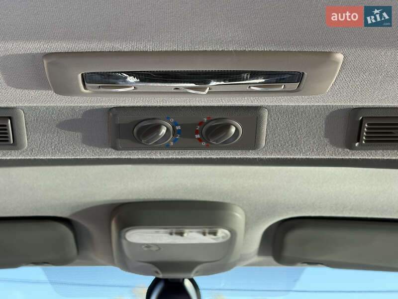 Мінівен Renault Trafic 2014 в Стрию