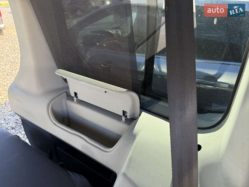 Мінівен Renault Trafic 2014 в Стрию