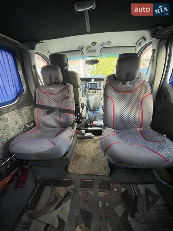 Мінівен Renault Trafic 2006 в Краснограді фото 4 Мінівен Renault Trafic 2006 в Краснограді