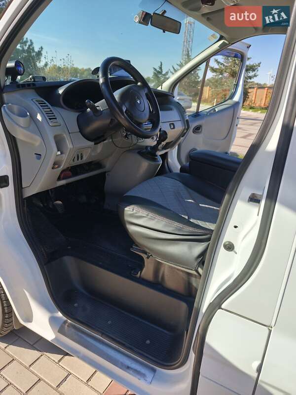 Грузовой фургон Renault Trafic 2013 в Измаиле