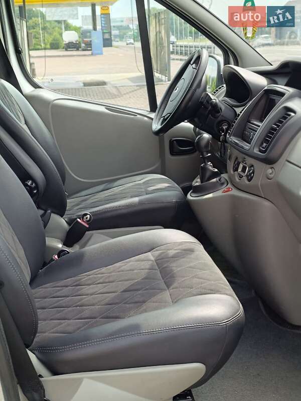 Минивэн Renault Trafic 2012 в Черновцах фото 4 Минивэн Renault Trafic 2012 в Черновцах