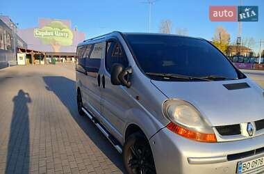 Мінівен Renault Trafic 2004 в Тернополі