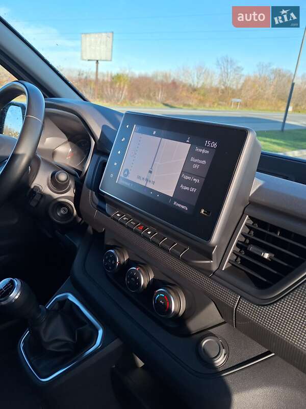 Грузовой фургон Renault Trafic 2023 в Черновцах